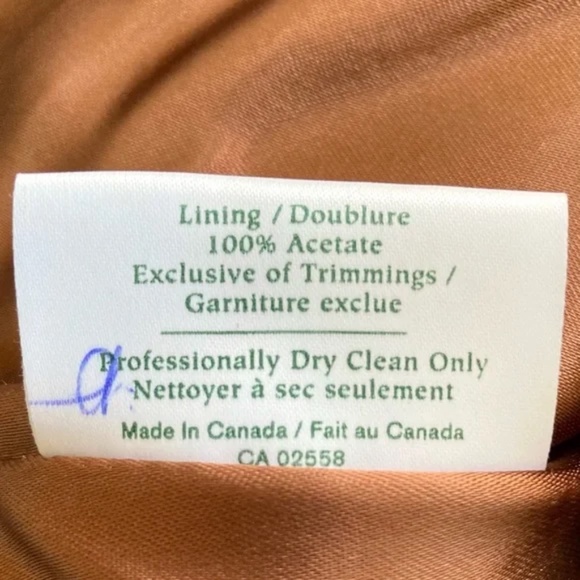 Danier genuine leather leopard print jacket. 🤎 - Picture 7 of 8